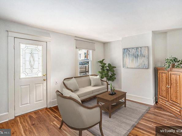 453 Old Elm Street, Conshohocken PA 19428