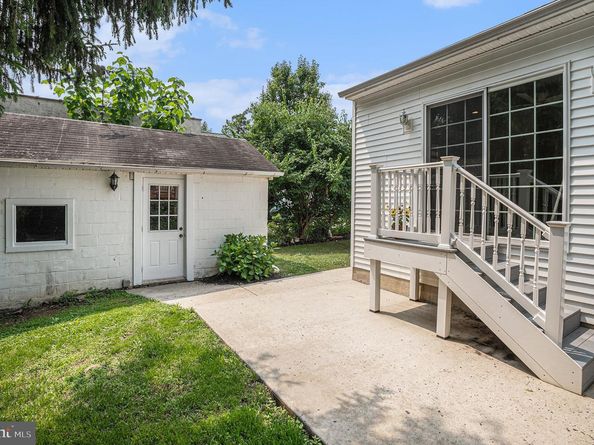 453 Old Elm Street, Conshohocken PA 19428