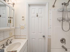 453 Old Elm Street, Conshohocken PA 19428
