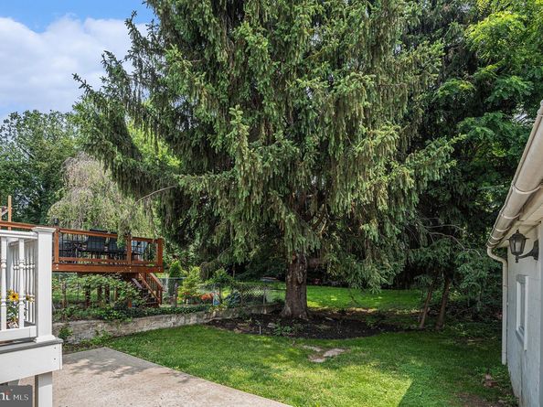 453 Old Elm Street, Conshohocken PA 19428