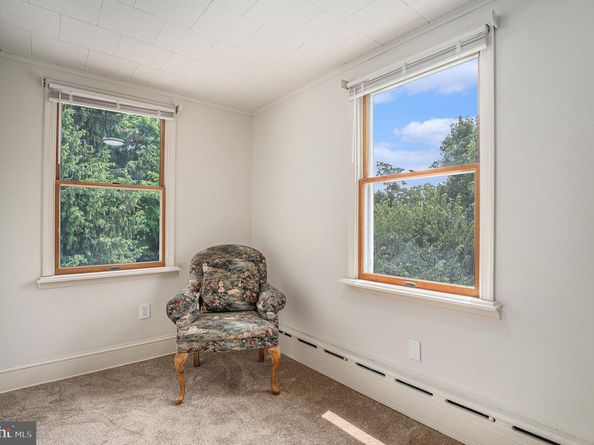 453 Old Elm Street, Conshohocken PA 19428