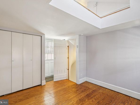 523 S Leithgow Street, Philadelphia PA 19147