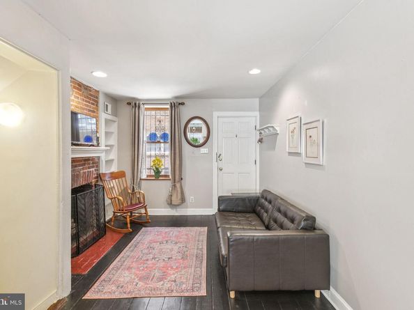 523 S Leithgow Street, Philadelphia PA 19147