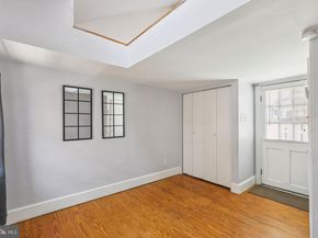 523 S Leithgow Street, Philadelphia PA 19147