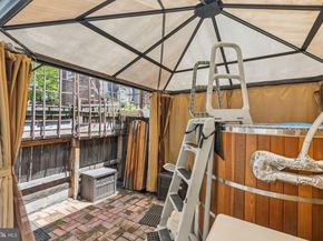 523 S Leithgow Street, Philadelphia PA 19147