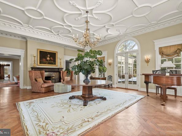 5320 27TH Street NW, Washington DC 20015