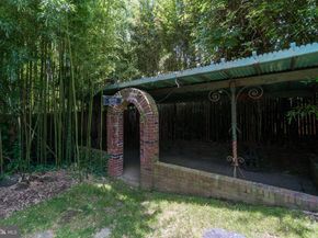 5320 27TH Street NW, Washington DC 20015
