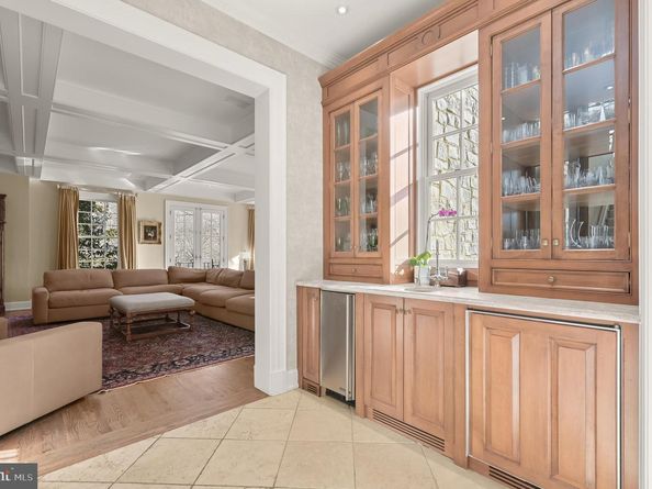 5320 27TH Street NW, Washington DC 20015