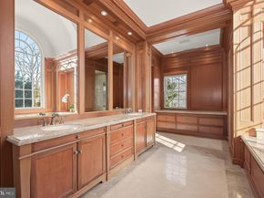 5320 27TH Street NW, Washington DC 20015