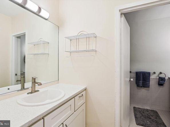 4100 Cathedral Avenue NW 818, Washington DC 20016
