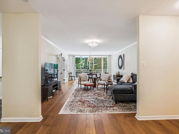 4100 Cathedral Avenue NW 818, Washington DC 20016