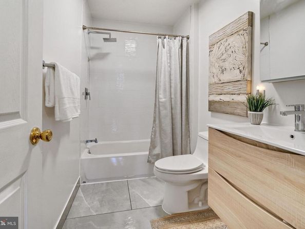 5232 5TH Street NW, Washington DC 20011