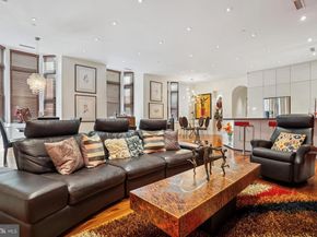 421 Chestnut Street 402, Philadelphia PA 19106