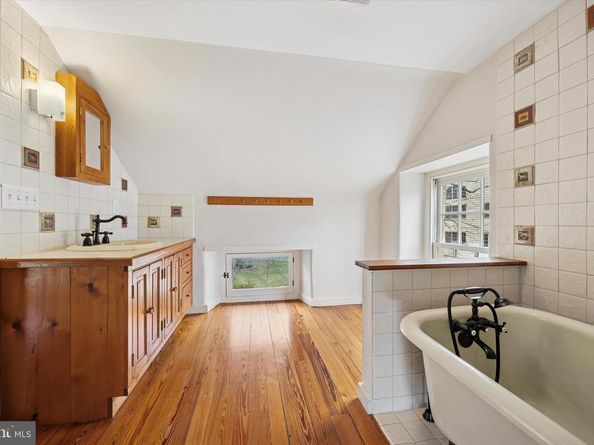 3468 Holicong Road, Doylestown PA 18902