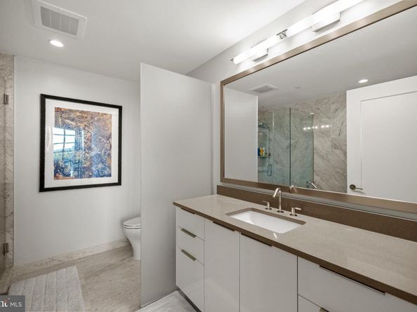45 Sutton Square SW 503, Washington DC 20024