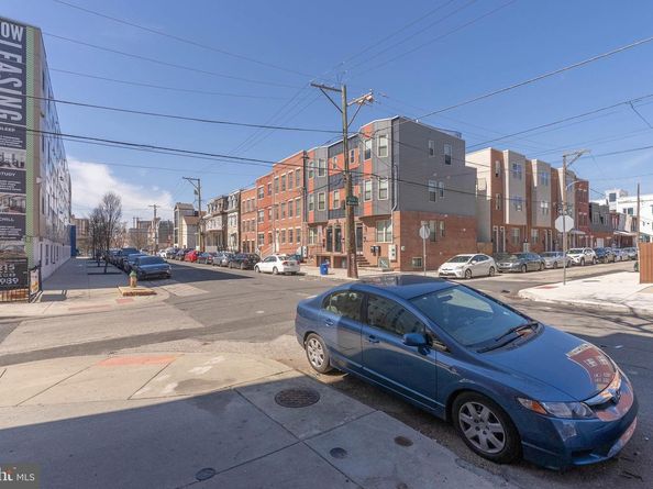 4008 Baring Street, Philadelphia PA 19104
