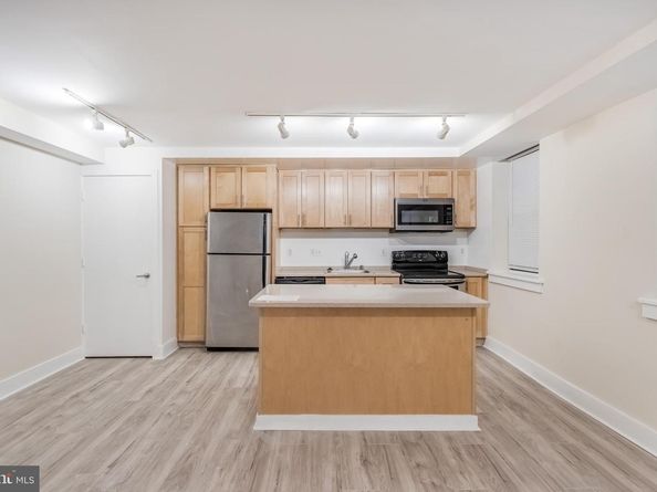 212 Oakwood Street SE B1, Washington DC 20032