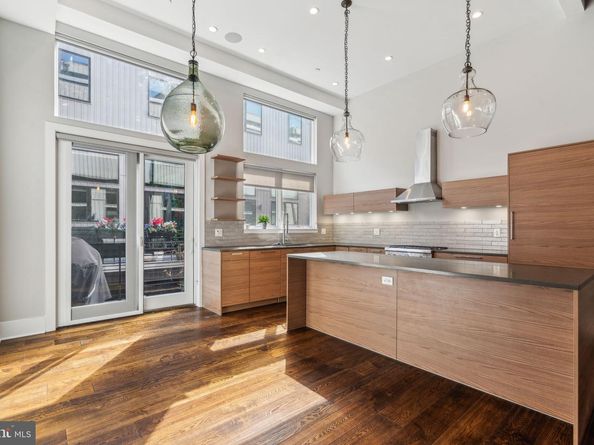 825 N Orkney Street, Philadelphia PA 19123