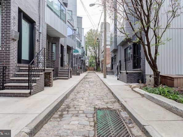 825 N Orkney Street, Philadelphia PA 19123