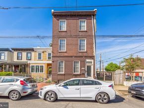 2202 E Cumberland Street, Philadelphia PA 19125