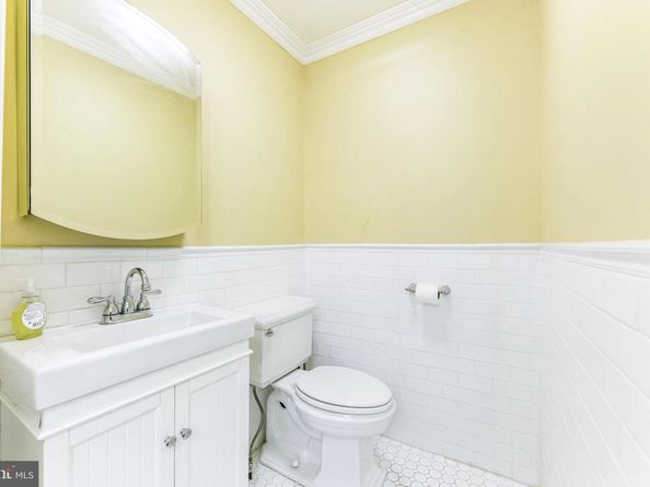 2202 E Cumberland Street, Philadelphia PA 19125