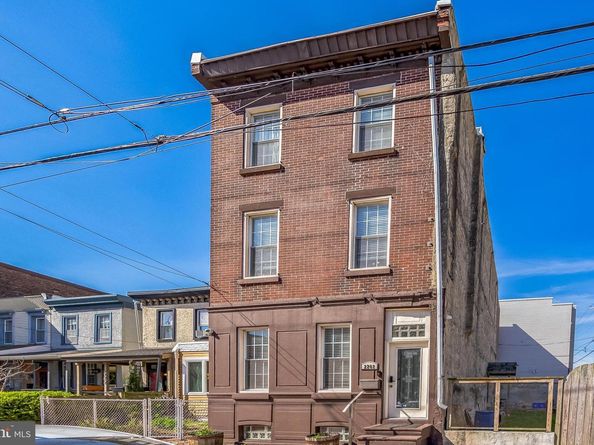 2202 E Cumberland Street, Philadelphia PA 19125