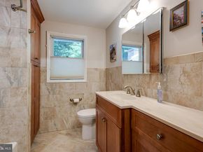 552 Brookwood Road, Wayne PA 19087