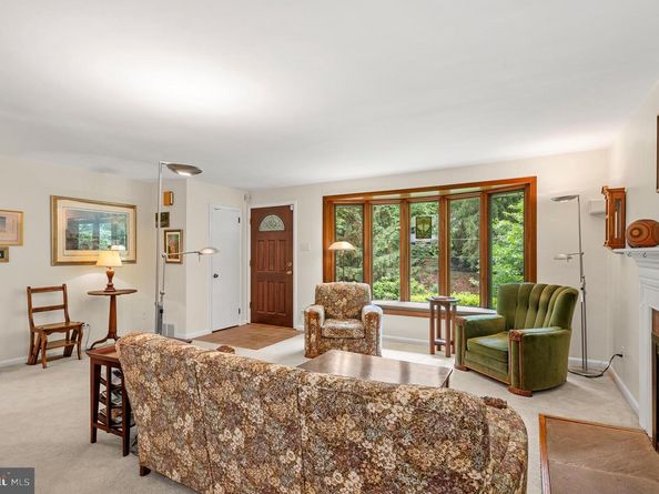 552 Brookwood Road, Wayne PA 19087