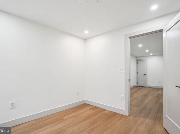 602 Winton Street, Philadelphia PA 19148