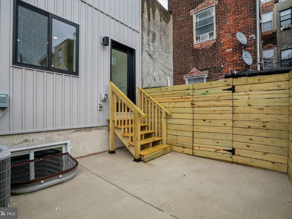 602 Winton Street, Philadelphia PA 19148
