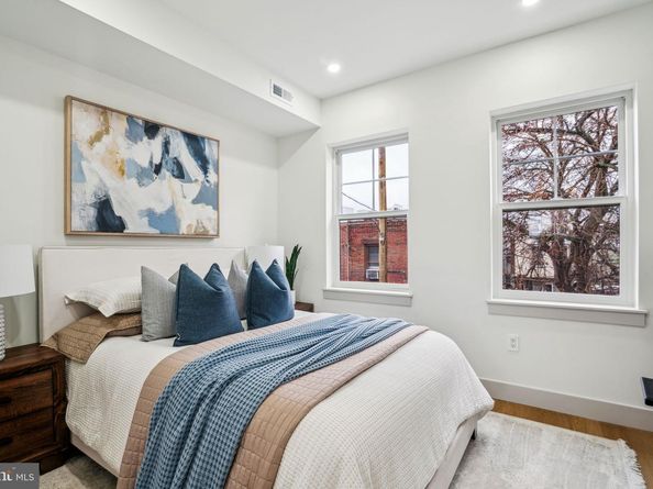 602 Winton Street, Philadelphia PA 19148