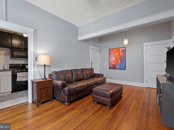 1833 S Street NW 20, Washington DC 20009
