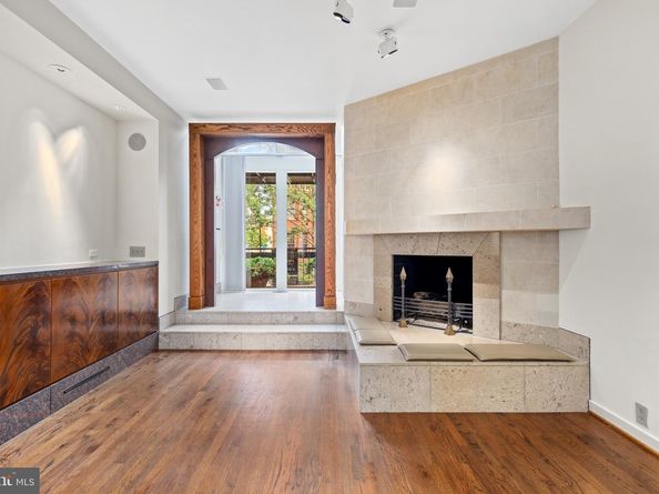 2014 O Street NW, Washington DC 20036