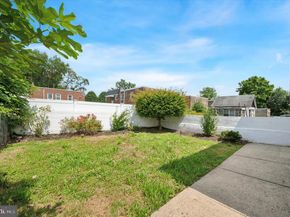 709 Chandler Street, Philadelphia PA 19111