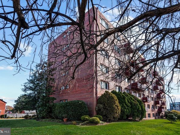 1830 Columbia Pike 115, Arlington VA 22204