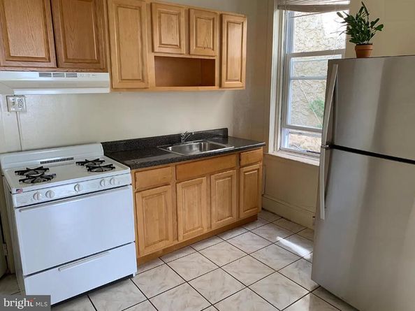 1831 S 5TH Street, Philadelphia PA 19148