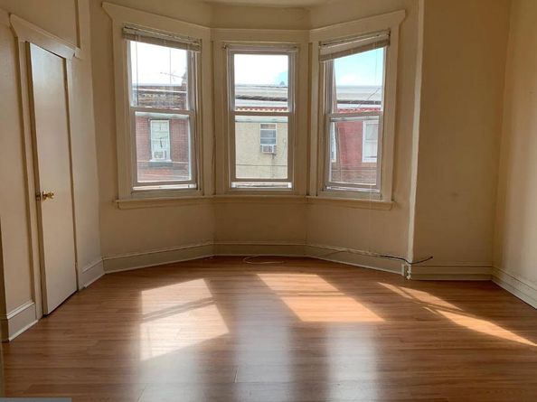 1831 S 5TH Street, Philadelphia PA 19148