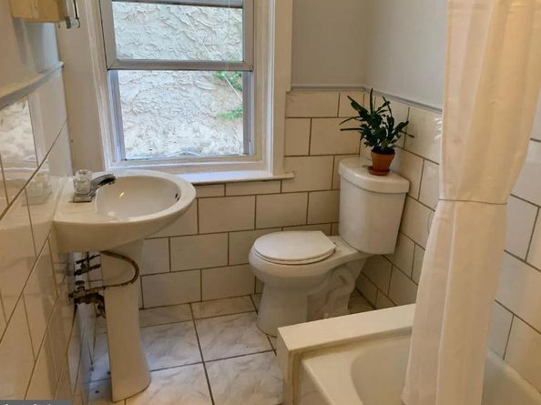 1831 S 5TH Street, Philadelphia PA 19148