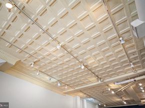 713 S 4TH Street, Philadelphia PA 19147