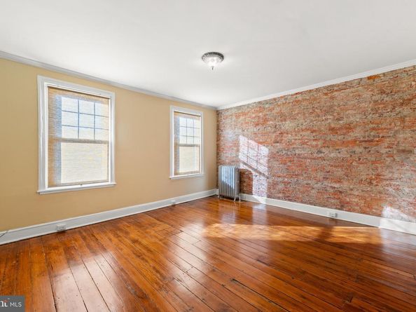 713 S 4TH Street, Philadelphia PA 19147