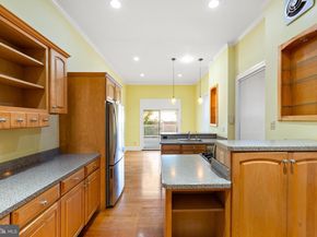 713 S 4TH Street, Philadelphia PA 19147