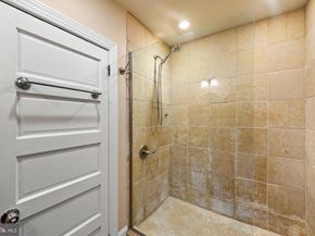 713 S 4TH Street, Philadelphia PA 19147