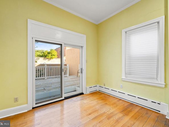 713 S 4TH Street, Philadelphia PA 19147