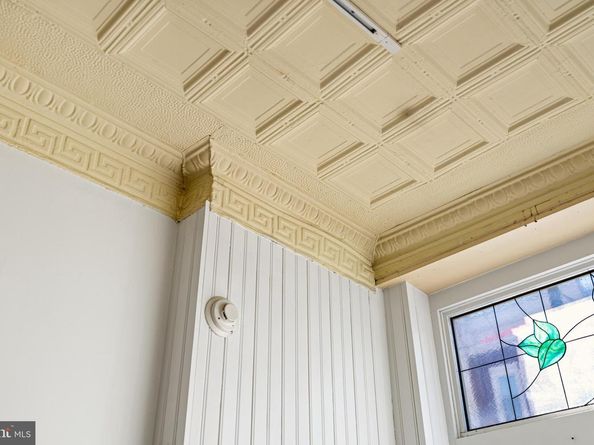 713 S 4TH Street, Philadelphia PA 19147