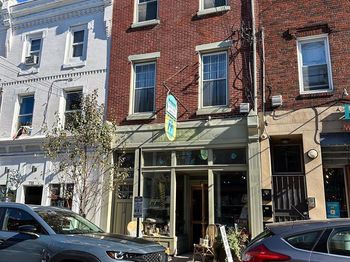 713 S 4TH Street