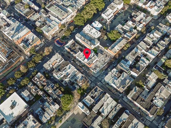 713 S 4TH Street, Philadelphia PA 19147