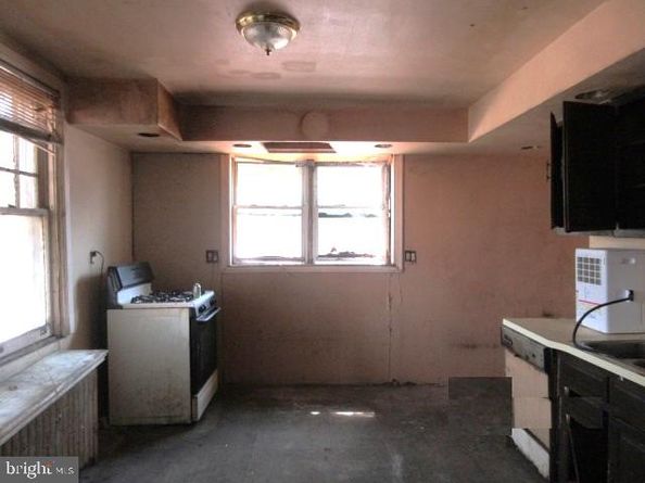 7499 Briar Road, Philadelphia PA 19138