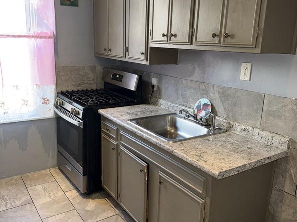 6036 Walker Street, Philadelphia PA 19135