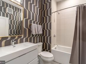 701 Swann Avenue 606, Alexandria VA 22301