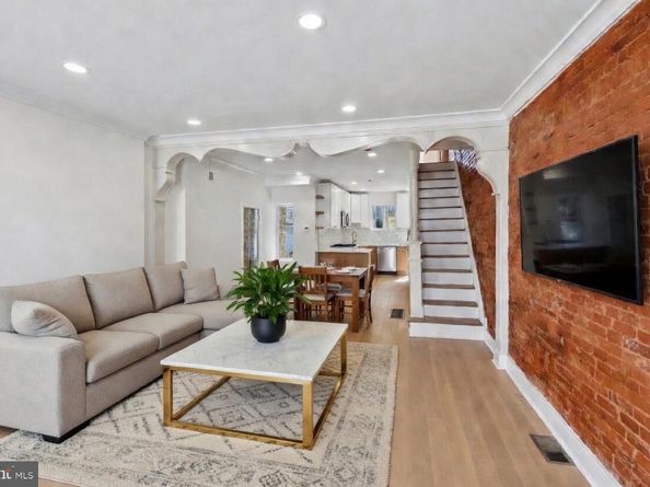 438 Mcclellan Street, Philadelphia PA 19148